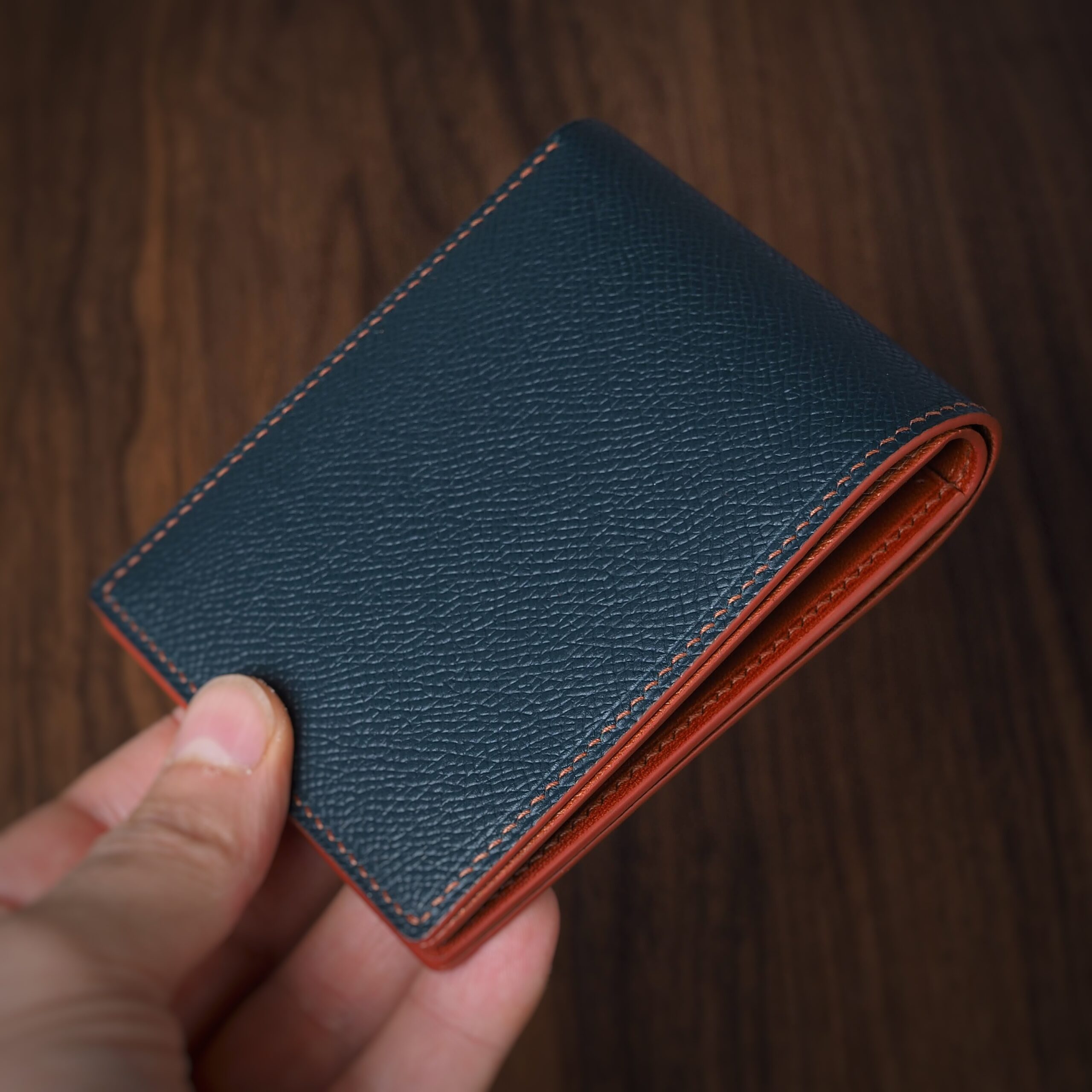 Classic Bifold - LEATHERBOUND