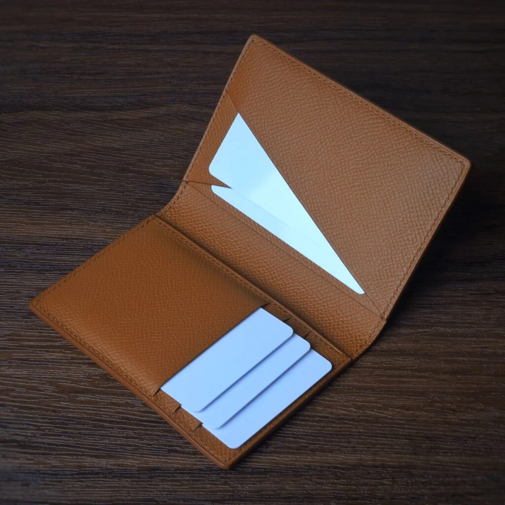 Short Card Pockets (default) make card retrieval much easier.