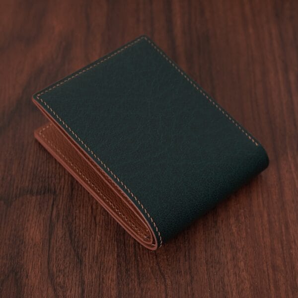 Classic Bifold - Image 2