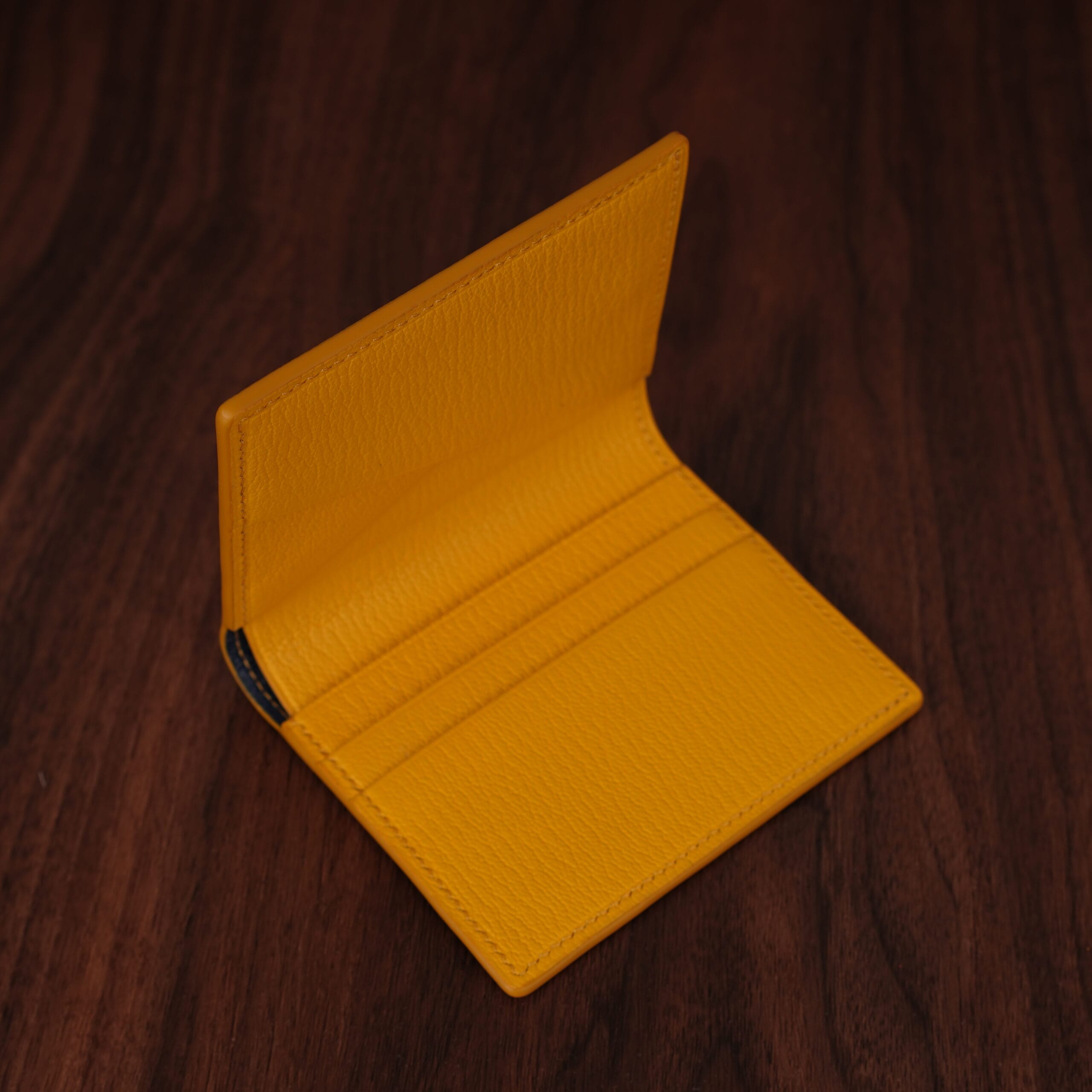 Compact Bifold - Marine Dauphin - Image 2